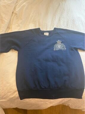 Vintage Royal Canadian Mounted Police Sweatshirt. Navy- size M